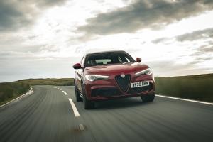Alfa Romeo Stelvio Quadrifoglio 2020 года  (UK)